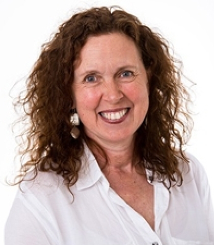 Dr Cath Jeanneret